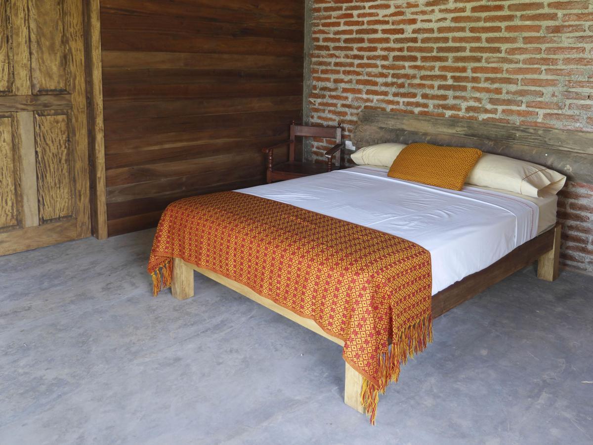 Cabanas Playa Linda 3901 Hotel ทาปาชูลา ภายนอก รูปภาพ
